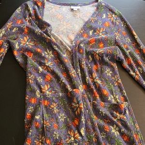 Size Large Lularoe Sarah Cardigan